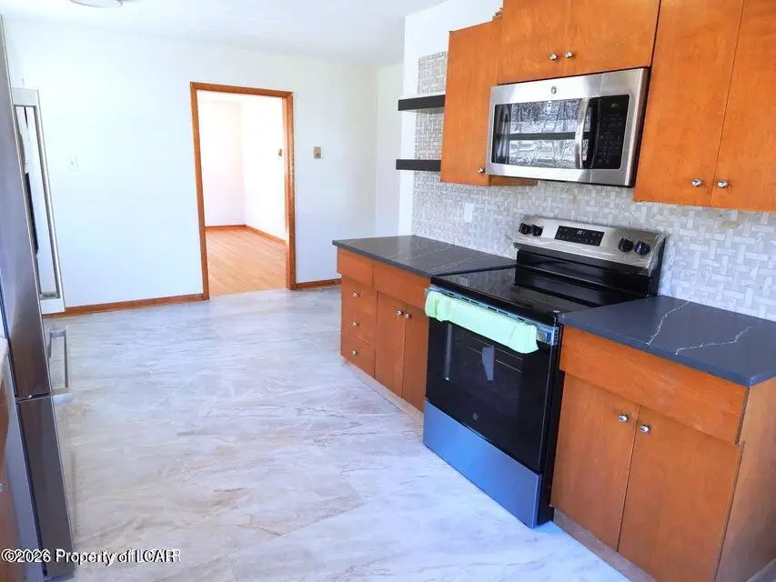 439 Woodlawn Avenue, Mountain Top, PA 18707 - #3
