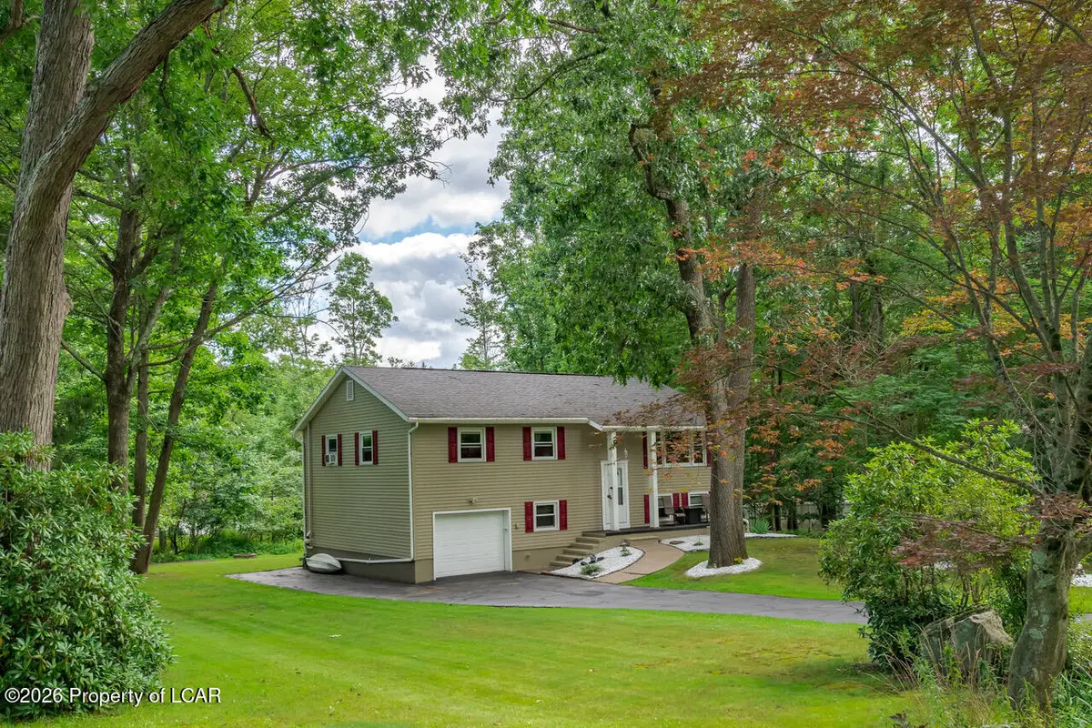4 Mystic Drive, Mountain Top, PA 18707 - #1