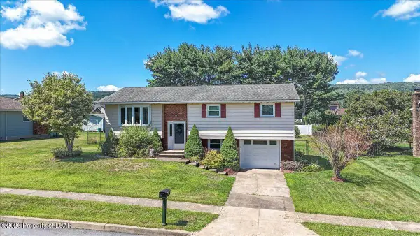 306 Cardinal Drive, Larksville, PA 18704