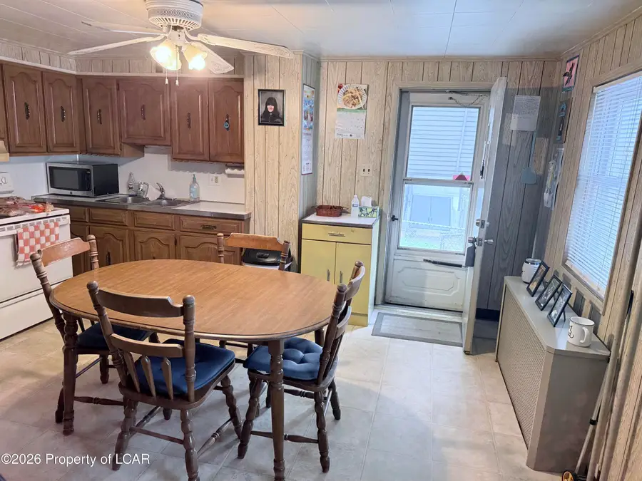 208 Noble Street, Hazleton, PA 18201 - #3