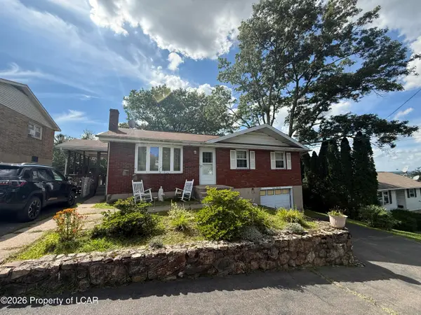 742 Hayes Street, Hazleton, PA 18201