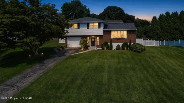 105 Maple Lane, Pittston, PA 18640