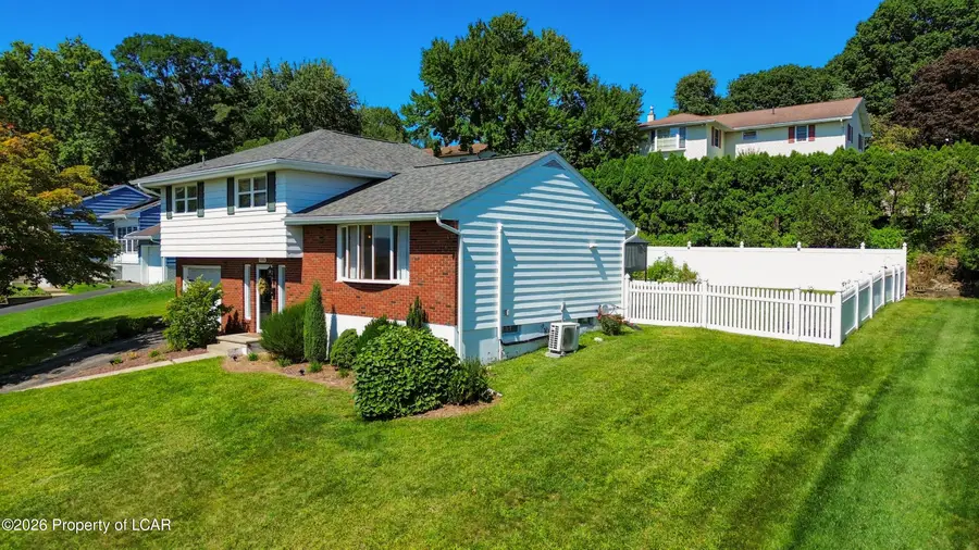 105 Maple Lane, Pittston, PA 18640 - #3