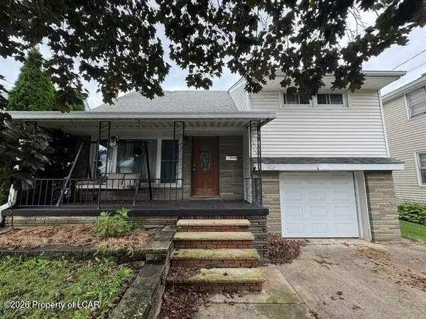 802 Floralon Drive, Kingston, PA 18704