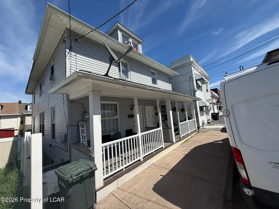 217 Chestnut Street, Hazleton, PA 18201 - #2