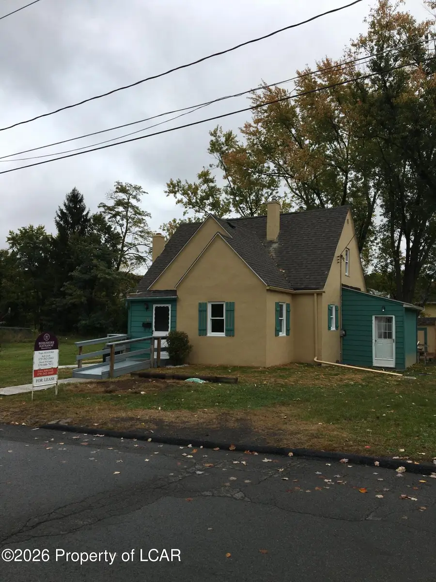 66 Park Street, Dallas, PA 18612 - #2