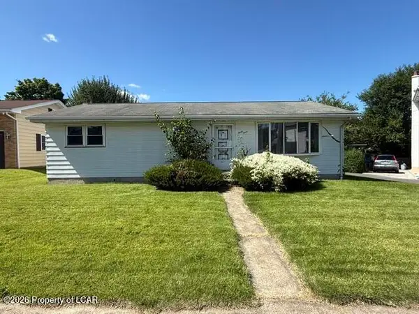 33 Hillside Street, Wilkes-Barre, PA 18702