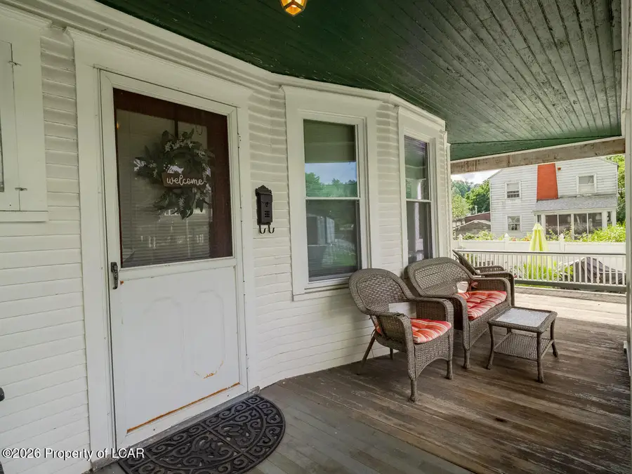 207 Main Street, Shavertown, PA 18708 - #3