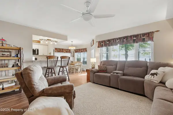 19 -101 Midlake Drive, Lake Harmony, PA 18624