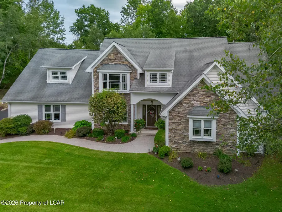 126 Pine Drive, Dallas, PA 18612 - #2