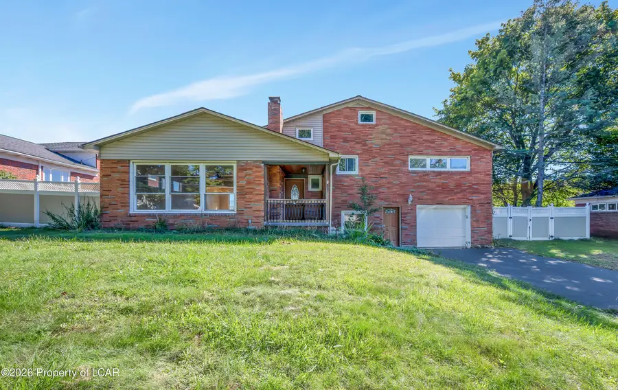 359 Upper Demunds Road, Dallas, PA 18612 - #3