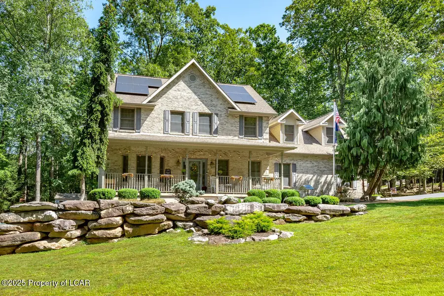 26 Muskegon Circle, Hazle, PA 18202 - #2