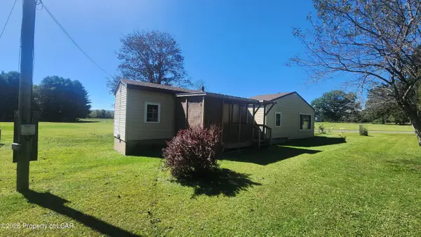 1053 New Hope Drive, White Haven, PA 18661