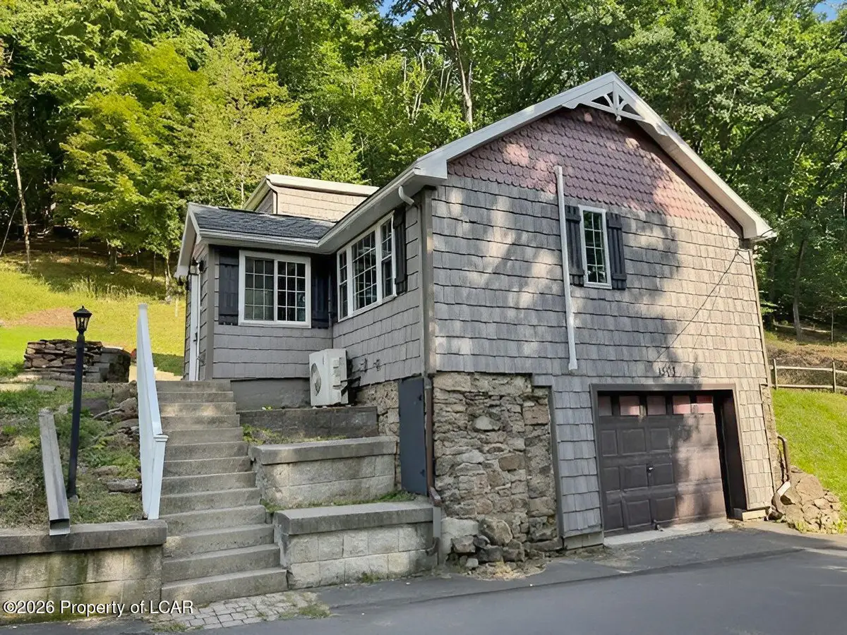 1503 Valley Road, Tamaqua, PA 18252 - #1
