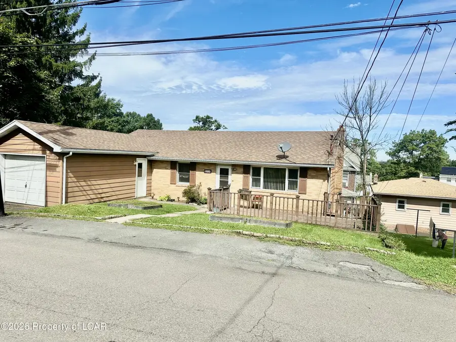 36 Bayview Avenue, McAdoo, PA 18237 - #3
