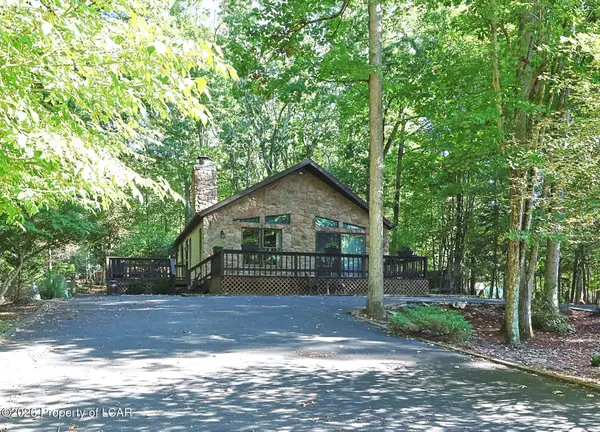 37 Arapahoe Circle, Hazleton, PA 18202