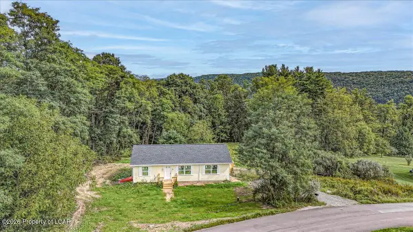 160 Walnut Ridge Drive, Mehoopany, PA 18629