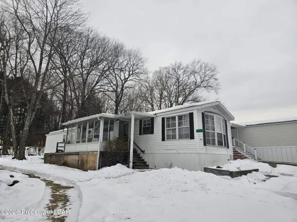 193 Meadow Drive, Dallas, PA 18612