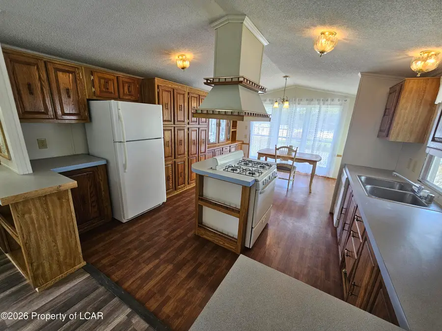 193 Meadow Drive, Dallas, PA 18612 - #3
