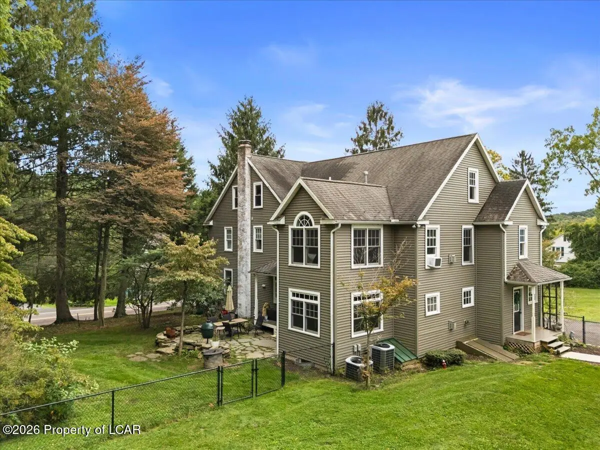 309 Overbrook Avenue, Dallas, PA 18612 - #1