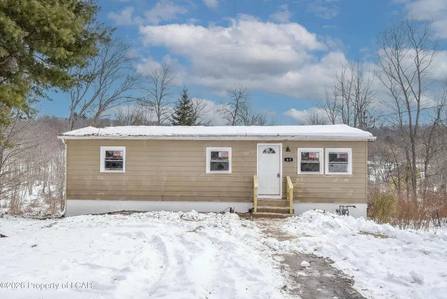 65 Oval Drive, Dallas, PA 18612 - #2