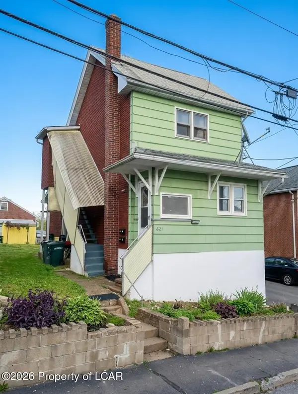261 Seybert Street, Hazleton, PA 18201