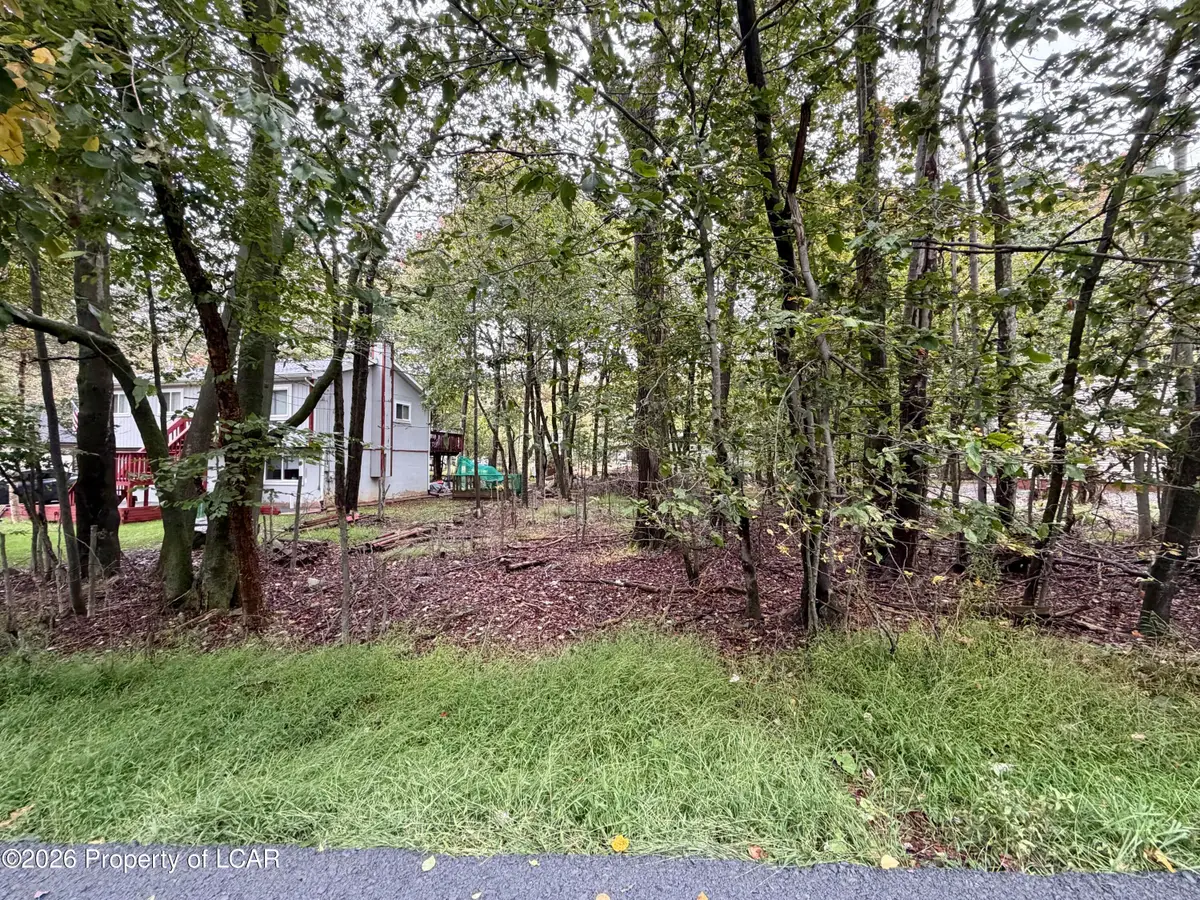 5328 Ledgewood Drive, Tobyhanna, PA 18466 - #1