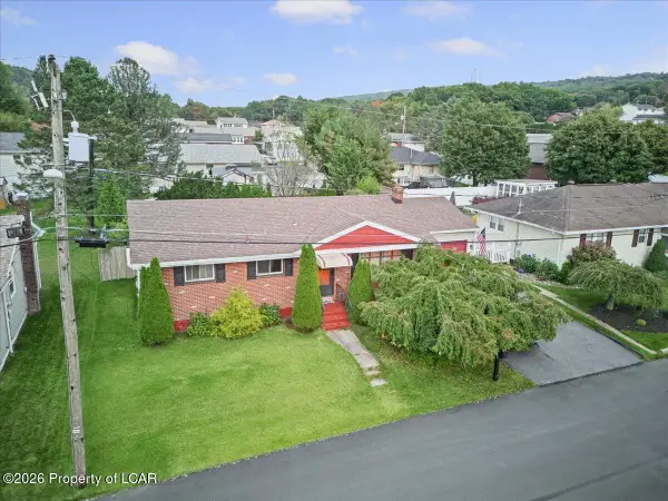1039 Parkwood Street, Hazle Twp, PA 18202