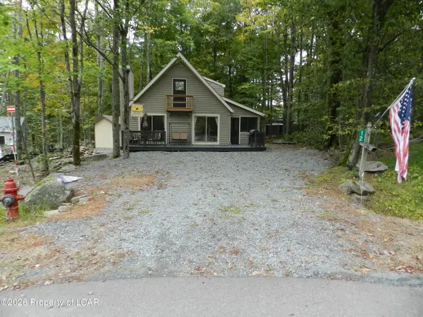 12 Avoy Place, Lake Ariel, PA 18436