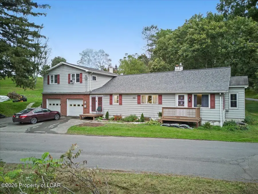 1520 Mountain View Drive, Dallas, PA 18612 - #2