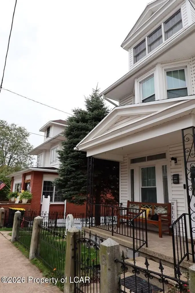 252 Florida Avenue, Shenandoah, PA 17976 - #2