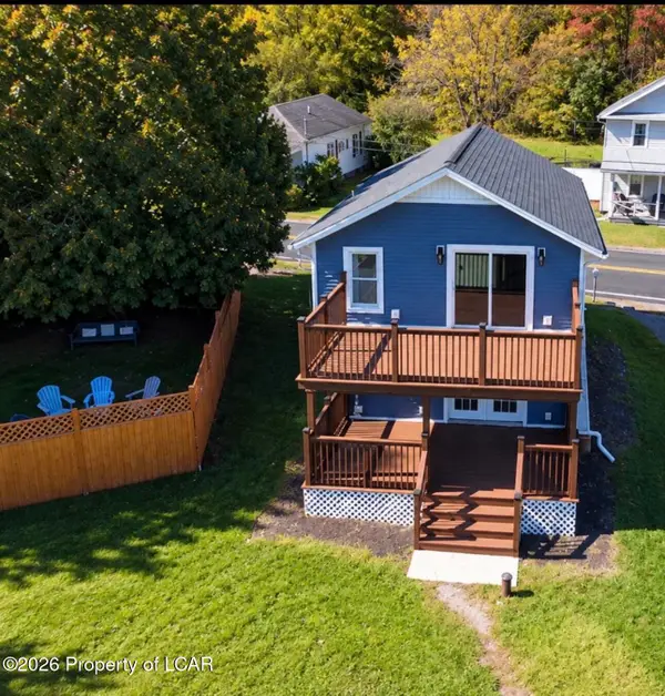22 Point Avenue, Harveys Lake, PA 18618