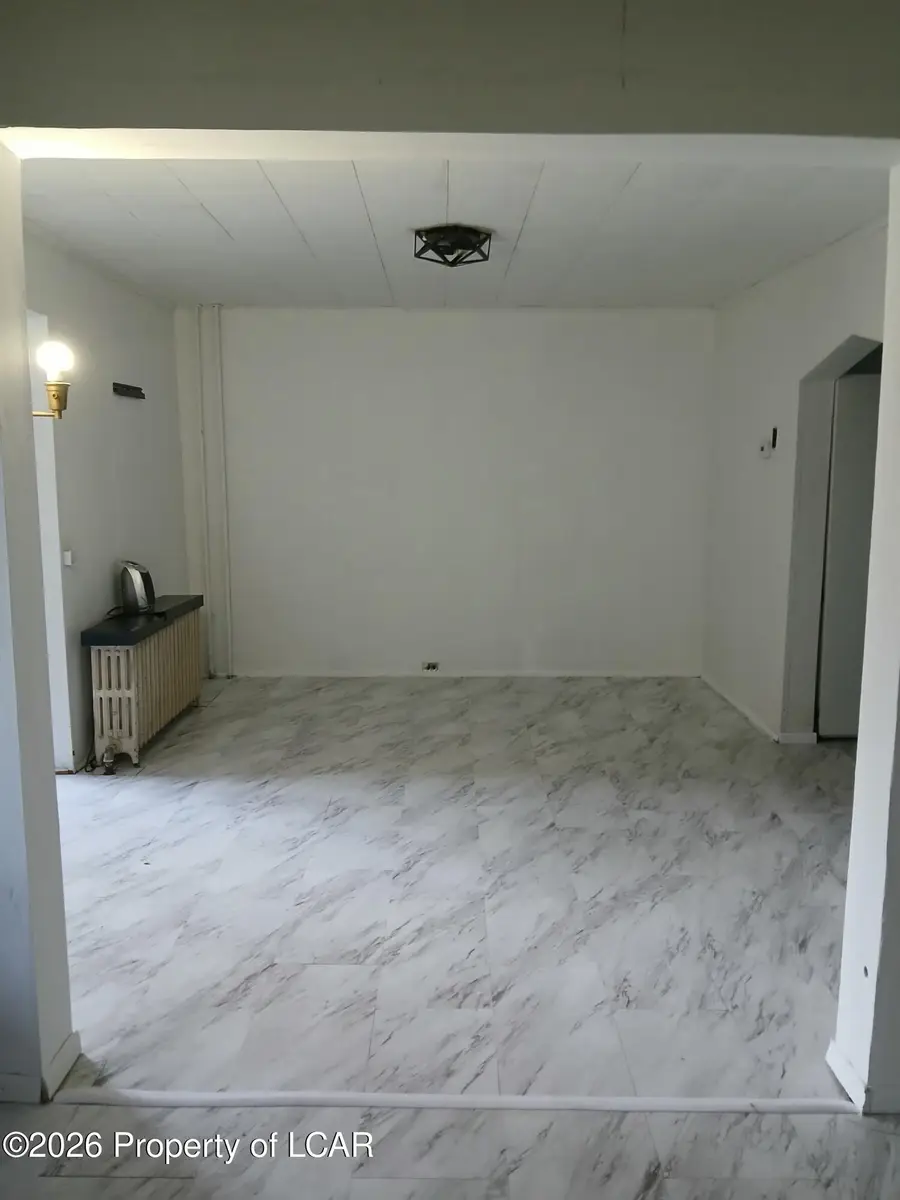 678 Mckinley Street, Hazleton, PA 18201 - #3