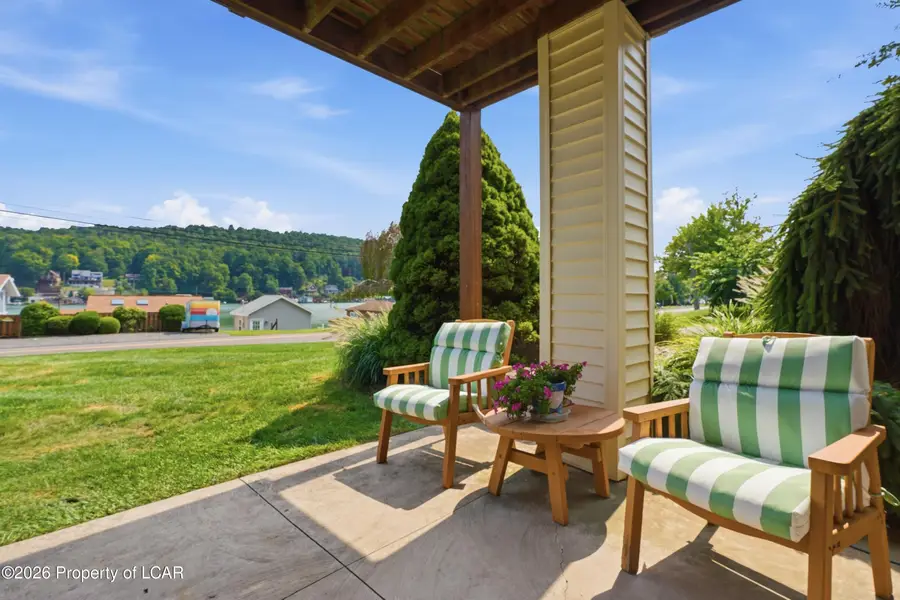 1428 (b) Lakeside Drive, Harveys Lake, PA 18618 - #2