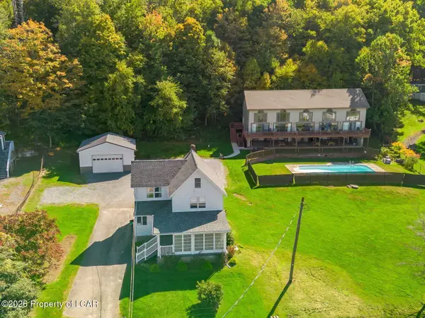 2245 Lakeside Drive, Harveys Lake, PA 18618