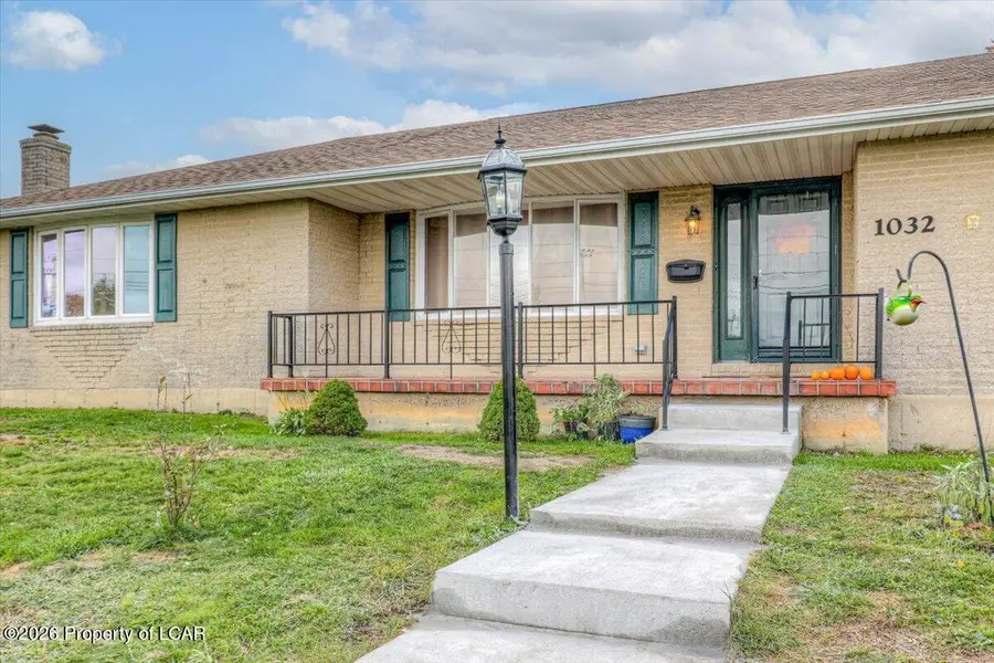 1032 20th Street, Hazle, PA 18202 - #2