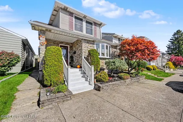 405 Carleton Avenue, Hazleton, PA 18201