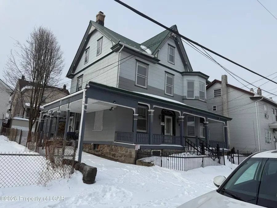 418 E Mine Street, Hazleton, PA 18201 - #2