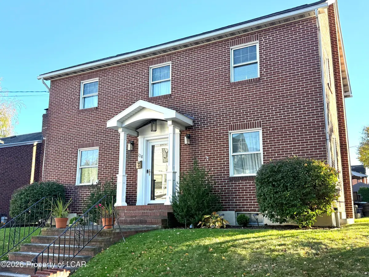 228 Elm Street, Hazleton, PA 18201 - #1