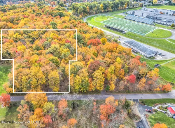 2 Fairground Road, Dallas, PA 18612