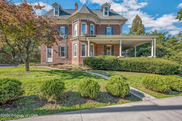 330 Main Street, Conyngham, PA 18219