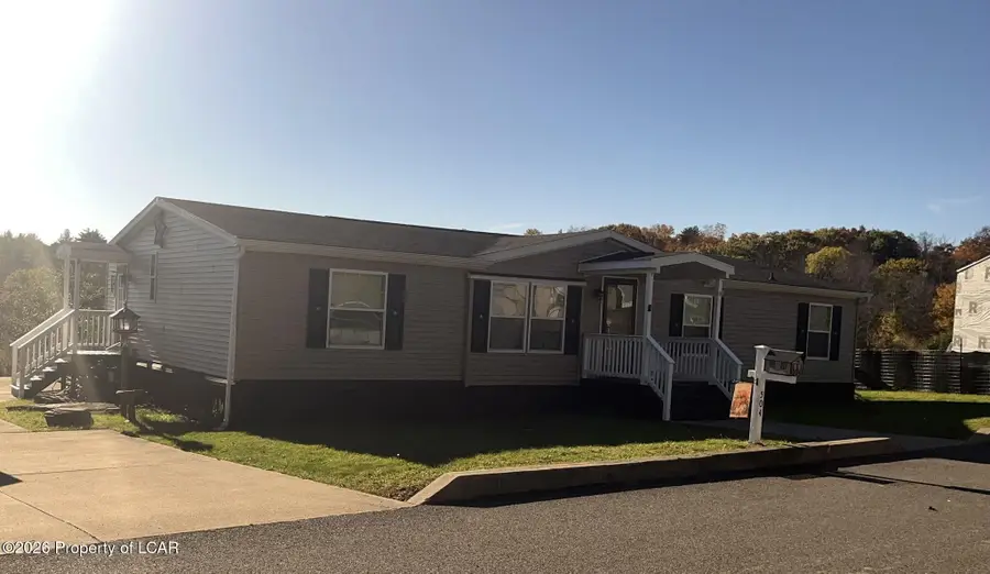 504 Hummingbird Drive, Shavertown, PA 18708 - #2