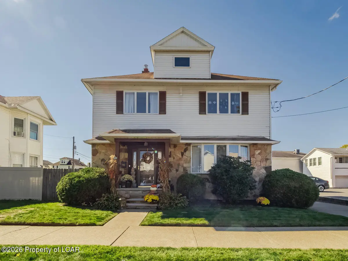 21 6th Street, Wyoming, PA 18644 - #1