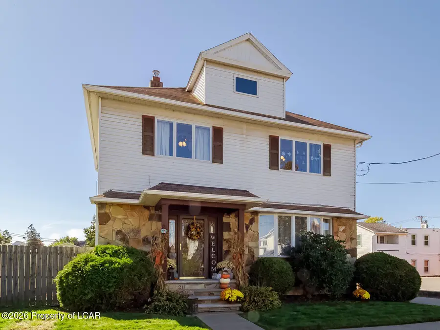21 6th Street, Wyoming, PA 18644 - #3