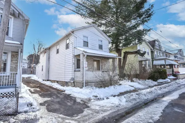 18 Hutson Street, Wilkes-Barre, PA 18702