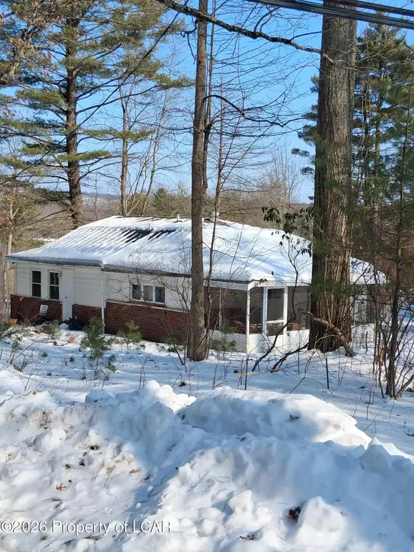 45 Gay Avenue, Mountain Top, PA 18707