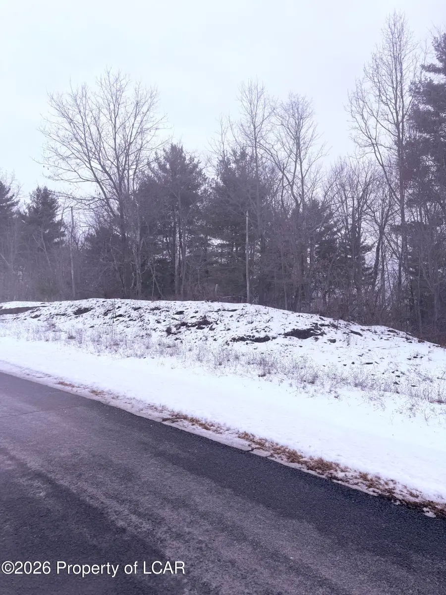 34 Scenicview, Dallas, PA 18612 - Image #3