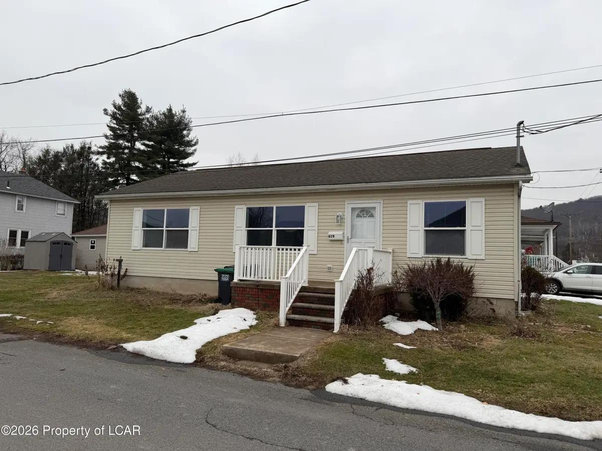 619 Avenue C, West Wyoming, PA 18644 - #1