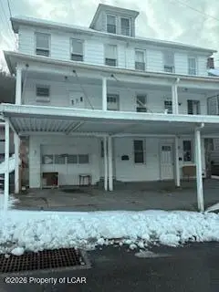 101 W Ridge Street, Nesquehoning, PA 18240