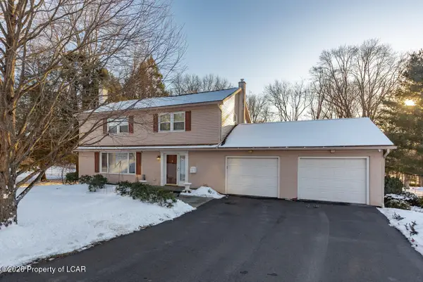 58 Highland Boulevard, Dallas, PA 18612